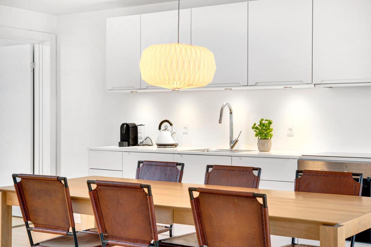 Sanders Monarch - Charming One-Bedroom Apartment With Two Balconies Копенгаген Экстерьер фото